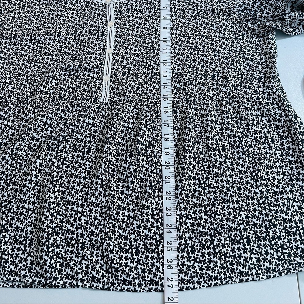 Max Studio Plus Size 1X Blouse Black/White Floral Long Sleeve Button Detail - Picture 9 of 10